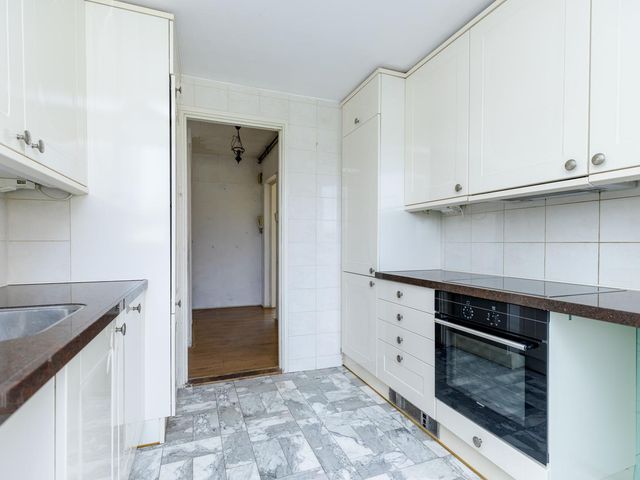 Burgemeester Hazenberglaan 279, Rotterdam