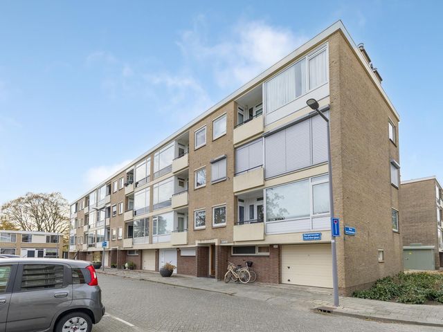 Burgemeester Hazenberglaan 279, Rotterdam