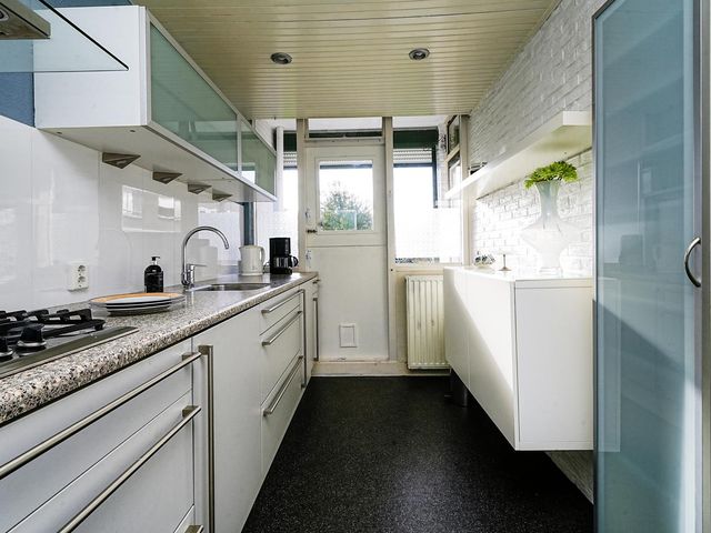 Karl Marxstraat 24, Rotterdam