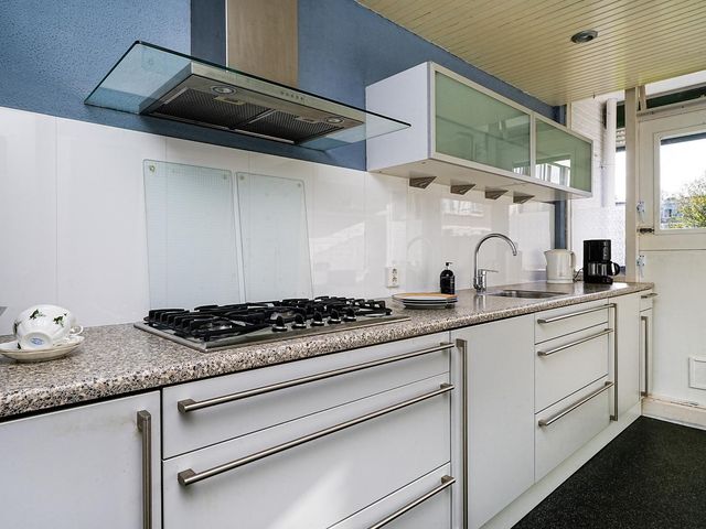 Karl Marxstraat 24, Rotterdam