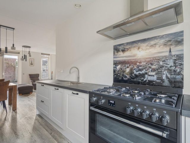 Heuvelstraat 37, Breda