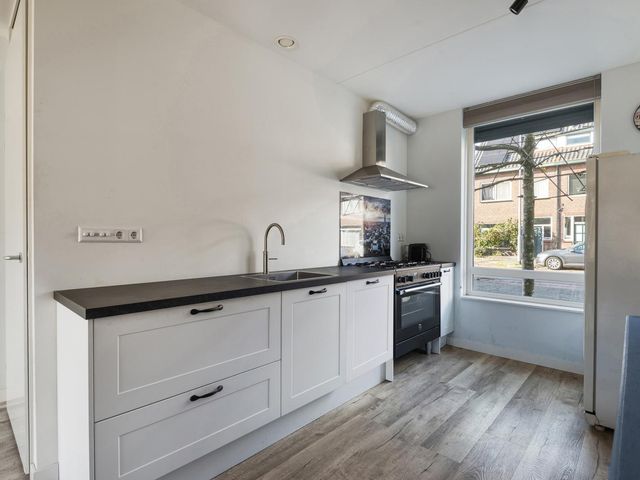 Heuvelstraat 37, Breda