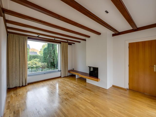 Hertenlaan 19, Hoeven