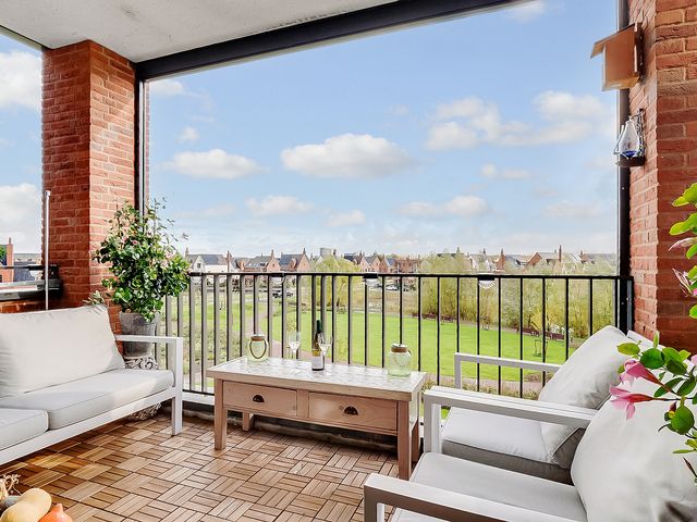 Thomas Morelaan 283, Hoofddorp