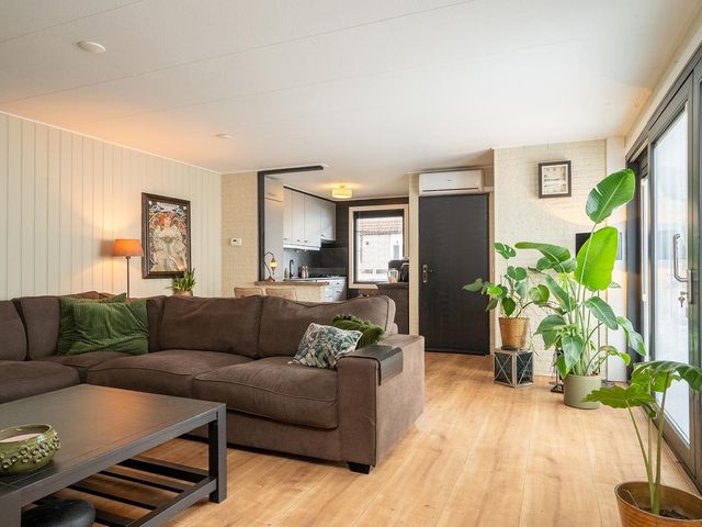 Pluimstraat 53, Enschede