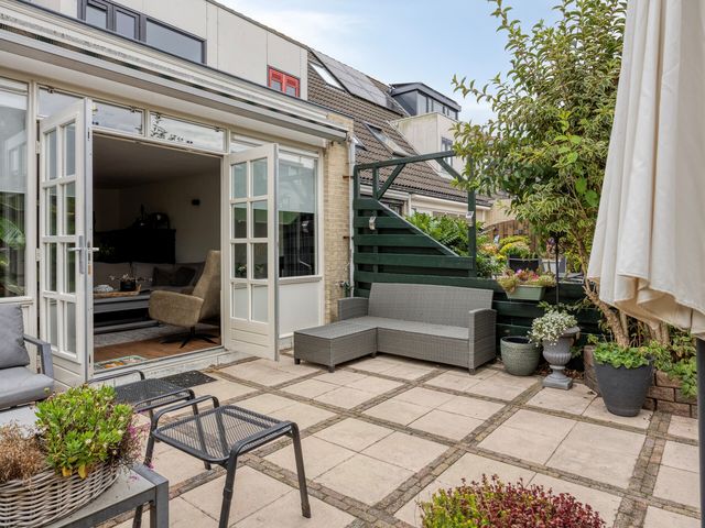 Anna Teding van Berkhoutstraat 34, Leiden