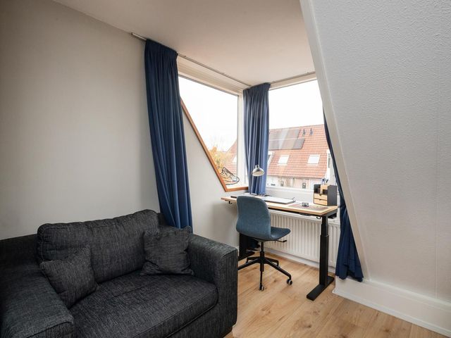 Koolmees 137, Ridderkerk