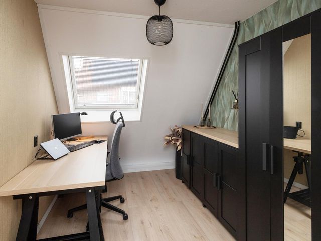 Koolmees 137, Ridderkerk