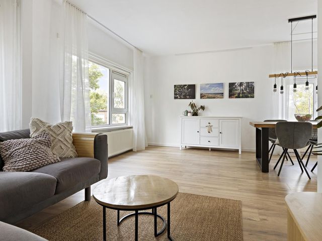 Meeuwenstraat 12, Foxhol