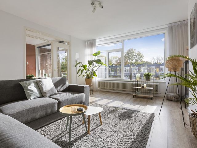 Verzetsstrijderslaan 84, Groningen