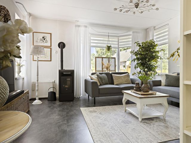 Middenweg 95, Muntendam