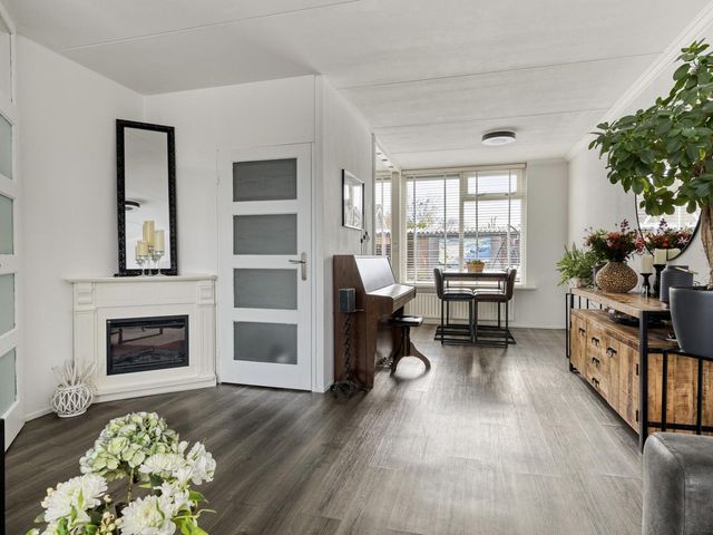 Akkerbloemstraat 36, Scharendijke