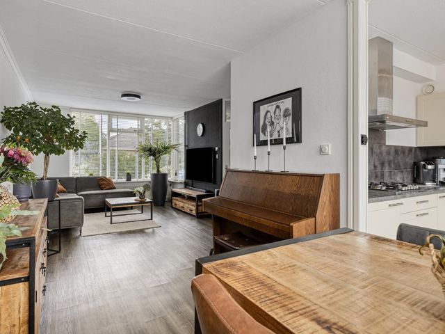 Akkerbloemstraat 36, Scharendijke