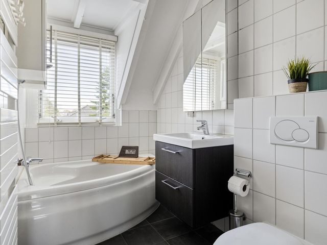 Akkerbloemstraat 36, Scharendijke