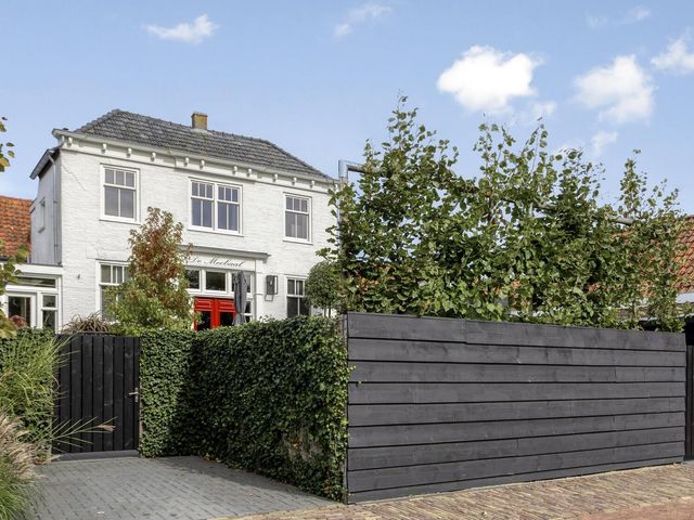 Hoge Kerkstraat 32, Nieuwerkerk