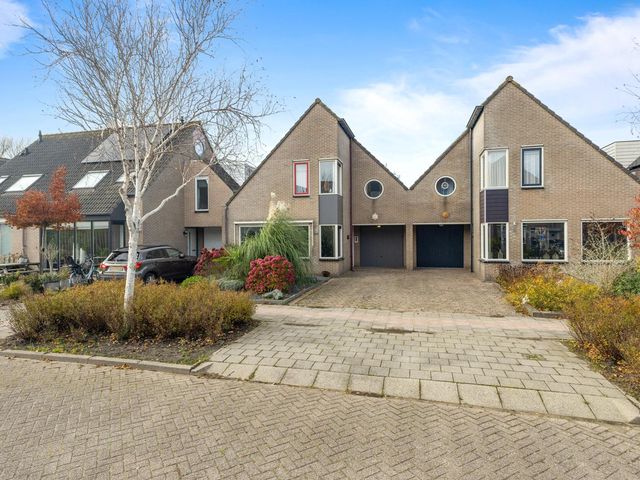 Zuster Siffelslaan 23, Anna Paulowna