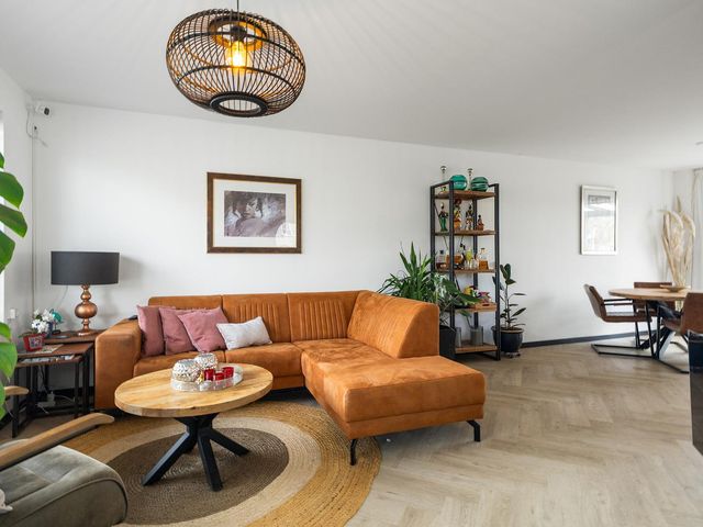 Zuster Siffelslaan 23, Anna Paulowna