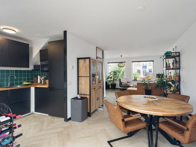 Zuster Siffelslaan 23, Anna Paulowna