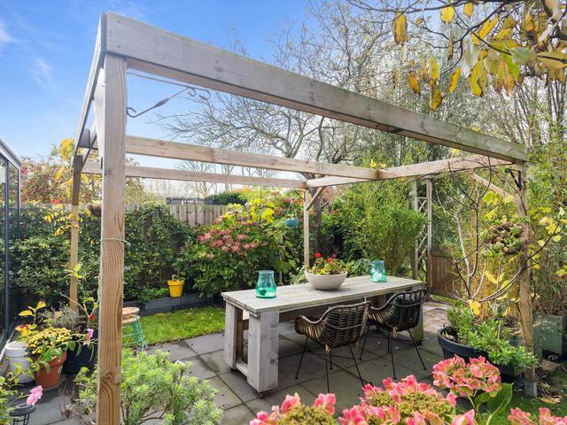 Zuster Siffelslaan 23, Anna Paulowna