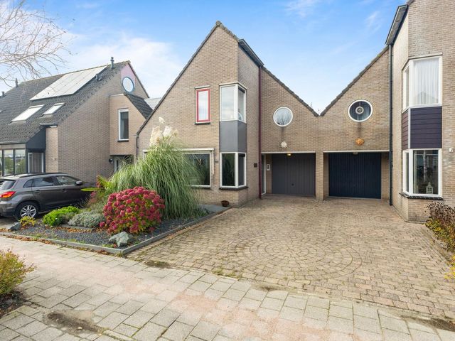 Zuster Siffelslaan 23, Anna Paulowna