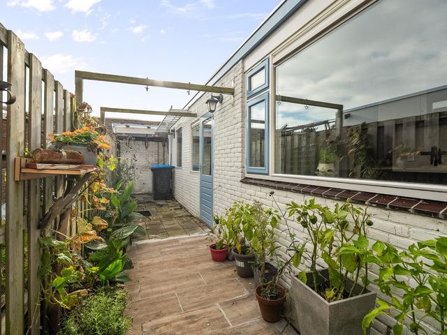 Oostslootstraat 8, Den Helder