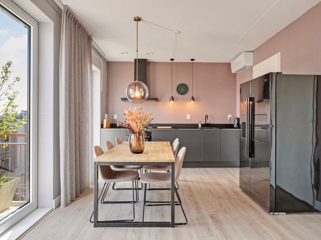 Bart Van Der Leckhof 74, Diemen