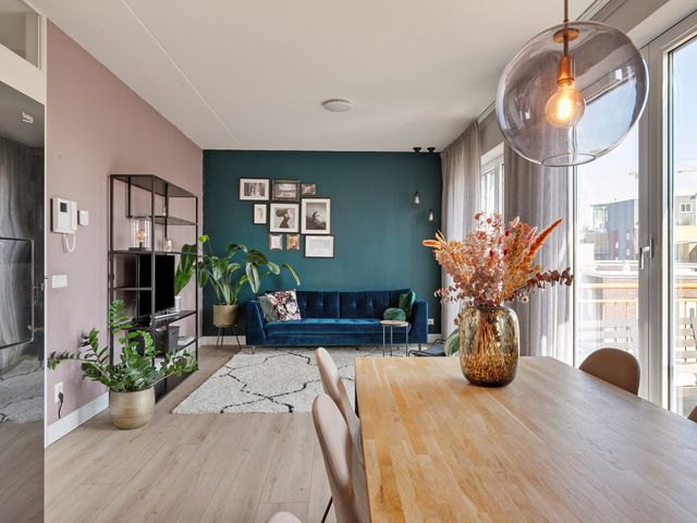 Bart Van Der Leckhof 74, Diemen