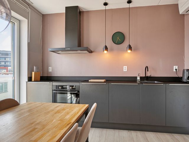 Bart Van Der Leckhof 74, Diemen