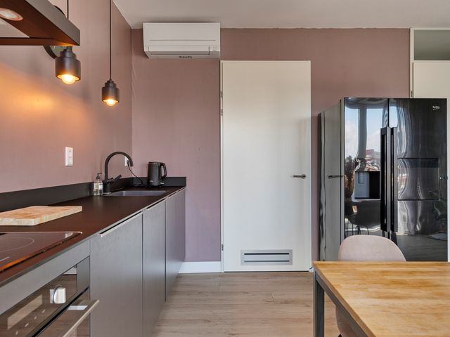 Bart Van Der Leckhof 74, Diemen