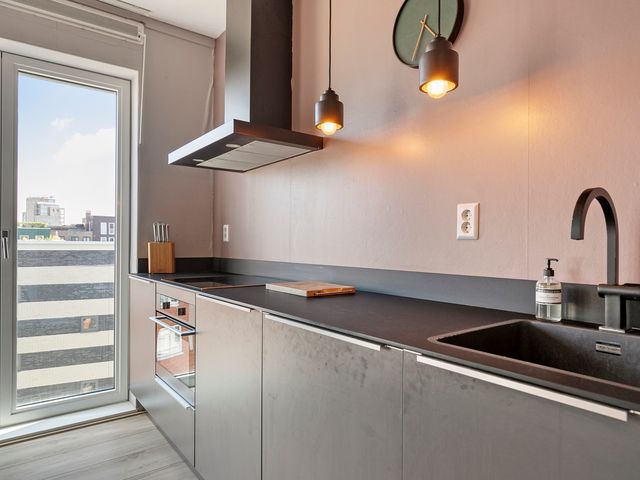 Bart Van Der Leckhof 74, Diemen