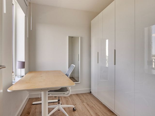 Bart Van Der Leckhof 74, Diemen