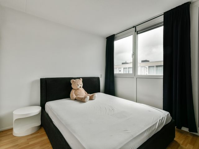 Buitendraaierij 11, Amsterdam