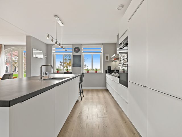 Maaslandse Dam 31, Maasland