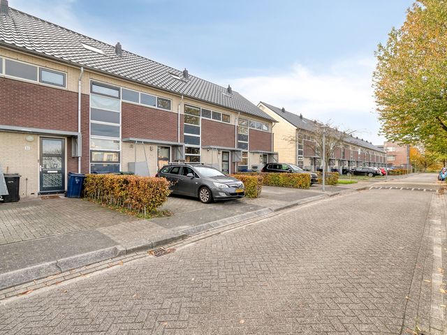 Kick Wilstraplantsoen 28, Almere