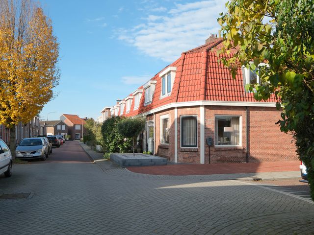 Irisstraat 32, Almelo