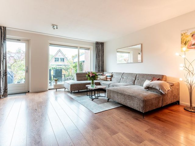 Hendrik IJzerbrootlaan 15, Almere