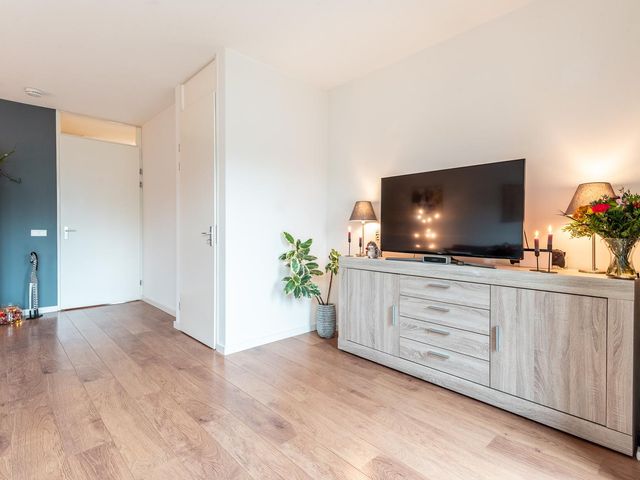 Hendrik IJzerbrootlaan 15, Almere