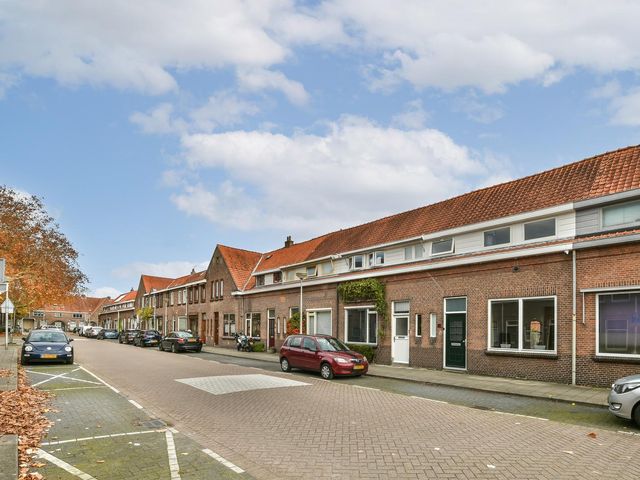 Zoutmanstraat 15, Gouda