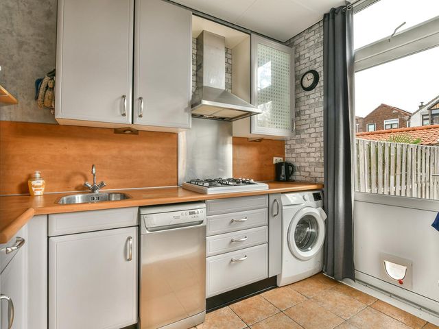 Zoutmanstraat 15, Gouda