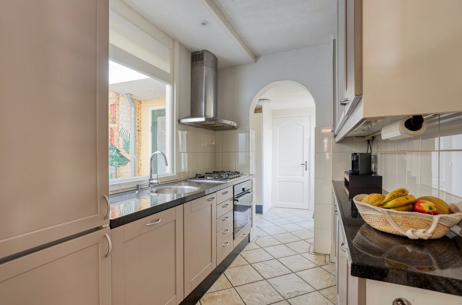 Cornelis Matersweg 27