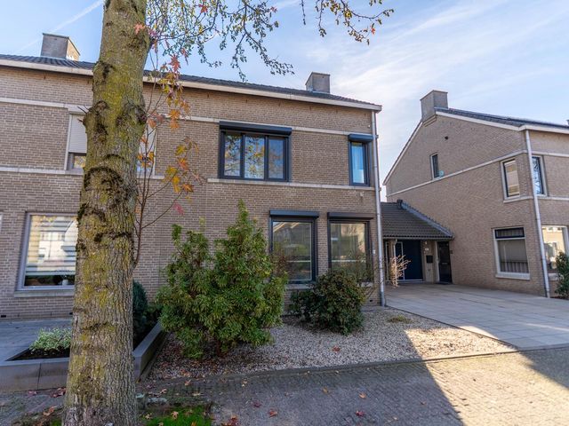 Ridderspoor 3, Venray