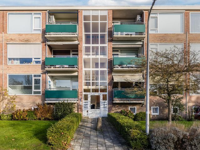 Esdoornlaan 25, Hoogeveen