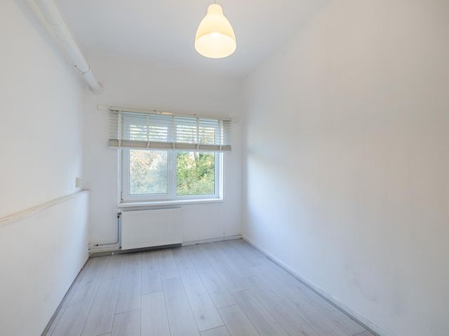 Esdoornlaan 25, Hoogeveen