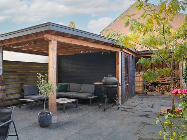 Van Arkelstraat 20, Asperen