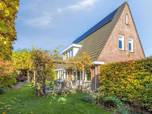 Dorpswei 18, Herveld