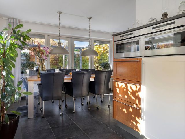 Dorpswei 18, Herveld