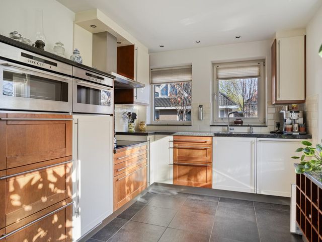 Dorpswei 18, Herveld