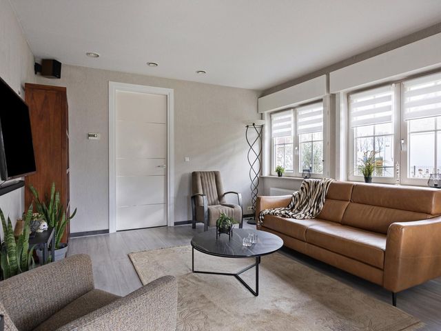 Kapitein R. Fassaertstraat 10, Lamswaarde