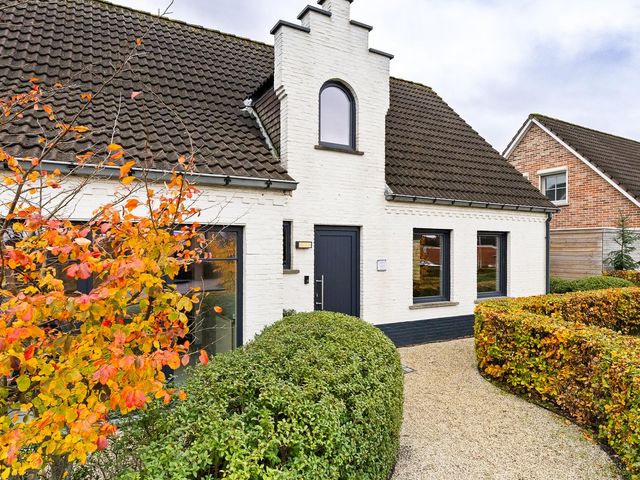 Julianastraat 81, Heikant