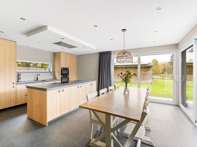 Julianastraat 81, Heikant